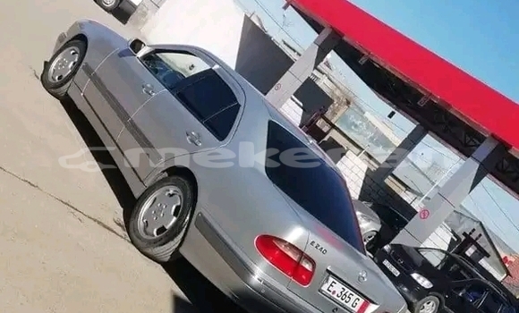 Buy Used BMW 2er White Car in Artashat in Ararat Buy Used BMW 2er White Car in Artashat in Ararat