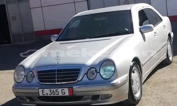 Buy Used BMW 2er White Car in Artashat in Ararat Buy Used BMW 2er White Car in Artashat in Ararat