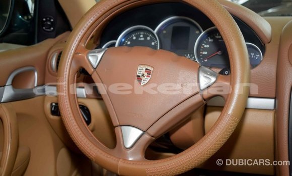 Buy Import Porsche Cayenne Green Car in Import - Dubai in Aragatsotn Buy Import Porsche Cayenne Green Car in Import - Dubai in Aragatsotn