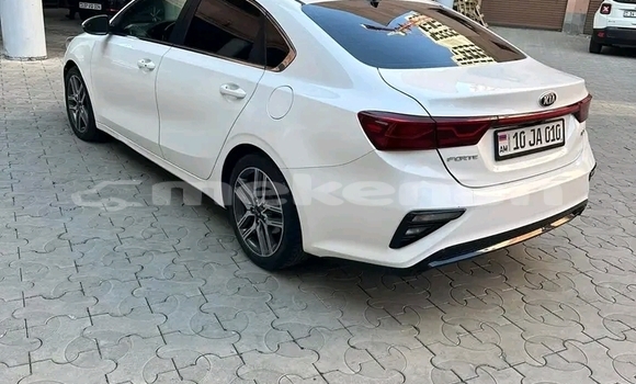 Buy Used Kia Forte White Car in Armavir in Armavir Buy Used Kia Forte White Car in Armavir in Armavir