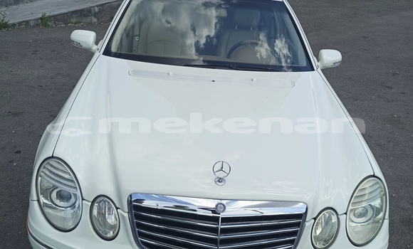 Buy Used Mercedes-Benz E–Class White Car in Yerevan in Yerevan Buy Used Mercedes-Benz E–Class White Car in Yerevan in Yerevan