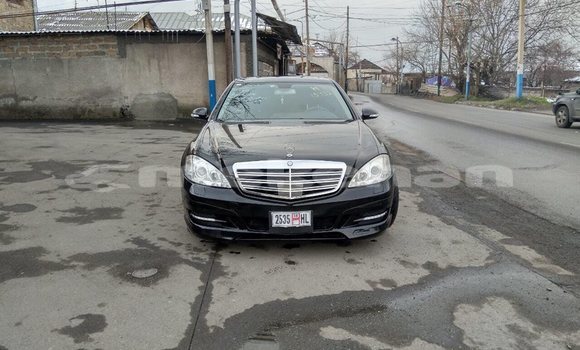 Buy Used Mercedes-Benz S-klasse Black Car in Yerevan in Yerevan Buy Used Mercedes-Benz S-klasse Black Car in Yerevan in Yerevan