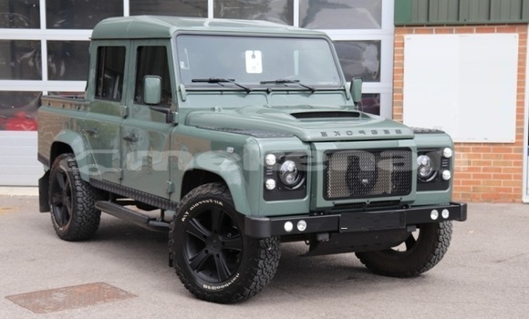 Buy Used Land Rover Defender Green Car in Yerevan in Yerevan Buy Used Land Rover Defender Green Car in Yerevan in Yerevan