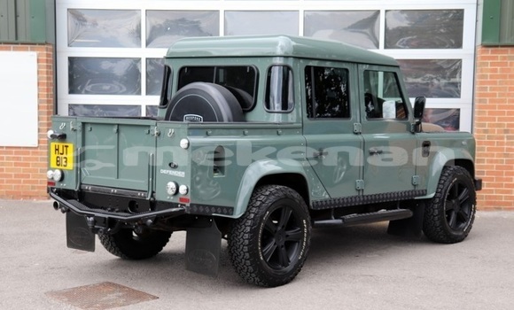Buy Used Land Rover Defender Green Car in Yerevan in Yerevan Buy Used Land Rover Defender Green Car in Yerevan in Yerevan
