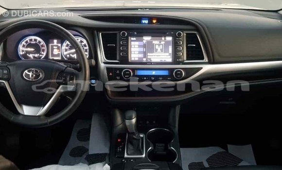 Buy Import Toyota Highlander Black Car in Import - Dubai in Aragatsotn Buy Import Toyota Highlander Black Car in Import - Dubai in Aragatsotn