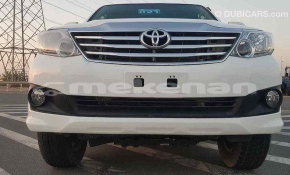 Buy Import Toyota Fortuner White Car in Import - Dubai in Aragatsotn Buy Import Toyota Fortuner White Car in Import - Dubai in Aragatsotn