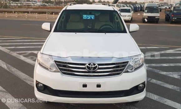 Buy Import Toyota Fortuner White Car in Import - Dubai in Aragatsotn Buy Import Toyota Fortuner White Car in Import - Dubai in Aragatsotn