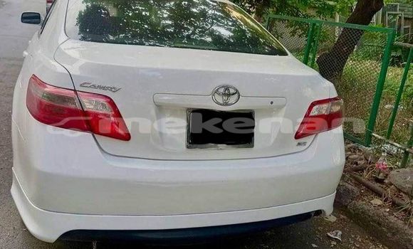 Buy Used Toyota Camry White Car in Artashat in Ararat Buy Used Toyota Camry White Car in Artashat in Ararat