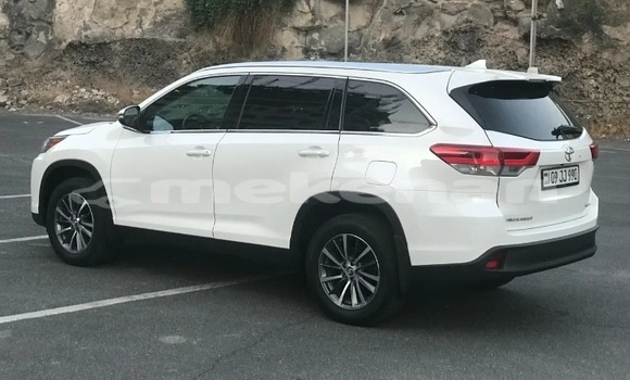 Buy Used Toyota Highlander White Car in Angeghakot in Syunik Buy Used Toyota Highlander White Car in Angeghakot in Syunik