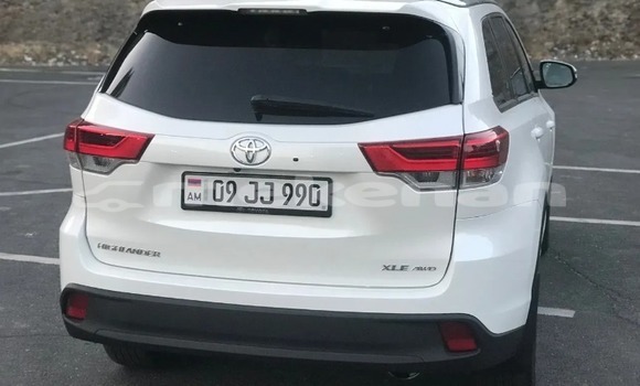 Buy Used Toyota Highlander White Car in Angeghakot in Syunik Buy Used Toyota Highlander White Car in Angeghakot in Syunik