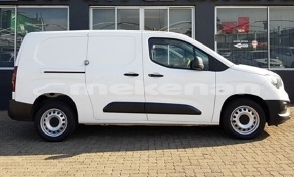 Buy Used Opel Combo White Car in Yerevan in Yerevan Buy Used Opel Combo White Car in Yerevan in Yerevan