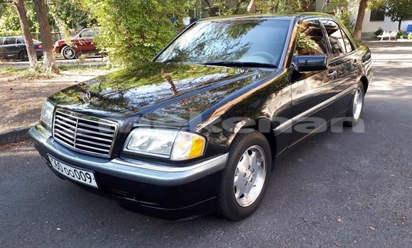 Buy Used Mercedes-Benz C–Class Black Car in Yerevan in Yerevan Buy Used Mercedes-Benz C–Class Black Car in Yerevan in Yerevan