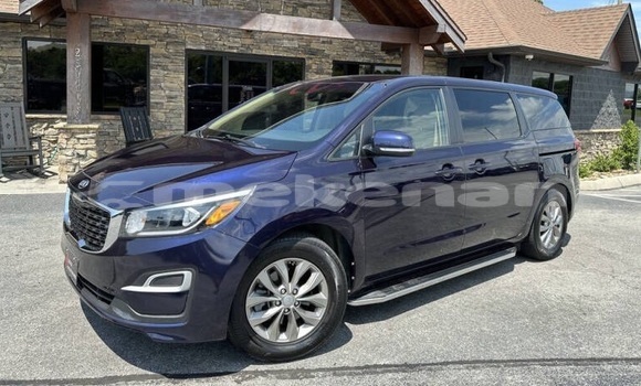 Buy Used Kia Sedona Blue Car in Yerevan in Yerevan Buy Used Kia Sedona Blue Car in Yerevan in Yerevan