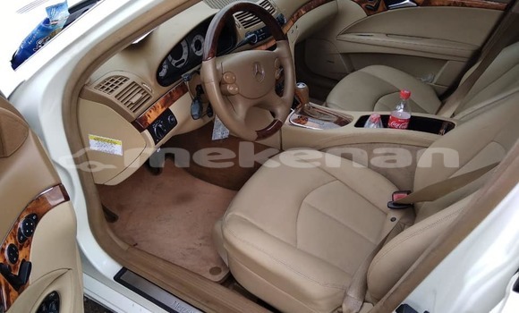 Buy Used Mercedes-Benz E–Class White Car in Yerevan in Yerevan Buy Used Mercedes-Benz E–Class White Car in Yerevan in Yerevan