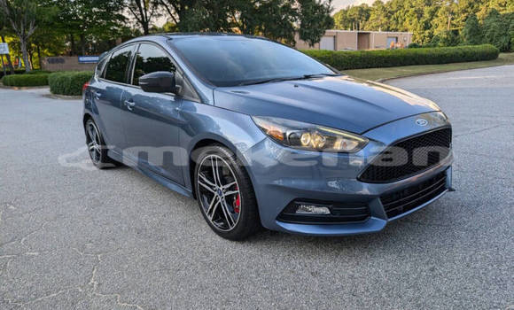 Buy Used Ford Focus Blue Car in Yerevan in Yerevan Buy Used Ford Focus Blue Car in Yerevan in Yerevan