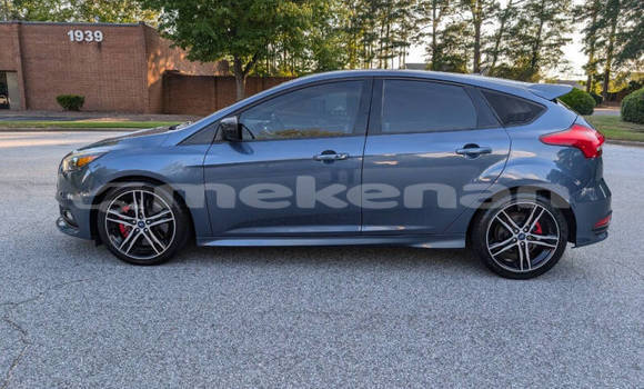 Buy Used Ford Focus Blue Car in Yerevan in Yerevan Buy Used Ford Focus Blue Car in Yerevan in Yerevan