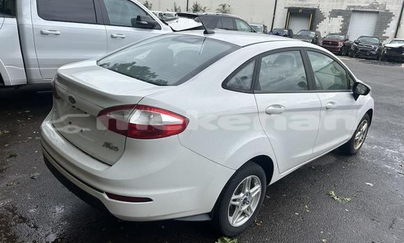 Buy Used Ford Fiesta White Car in Alaverdi in Lori Buy Used Ford Fiesta White Car in Alaverdi in Lori