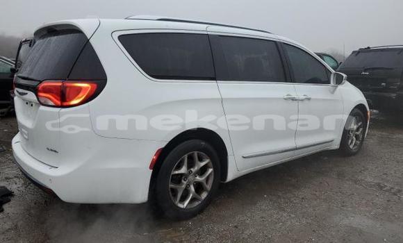 Buy Used Chrysler Pacifica White Car in Angeghakot in Syunik Buy Used Chrysler Pacifica White Car in Angeghakot in Syunik