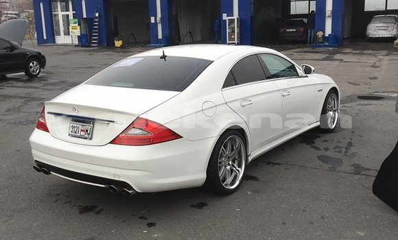 Buy Used Mercedes-Benz CLS-klasse White Car in Yerevan in Yerevan Buy Used Mercedes-Benz CLS-klasse White Car in Yerevan in Yerevan