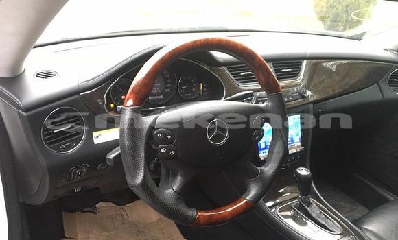 Buy Used Mercedes-Benz CLS-klasse White Car in Yerevan in Yerevan Buy Used Mercedes-Benz CLS-klasse White Car in Yerevan in Yerevan