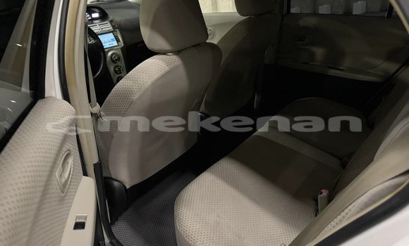 Buy Used Toyota Vitz White Car in Ararat in Ararat Buy Used Toyota Vitz White Car in Ararat in Ararat