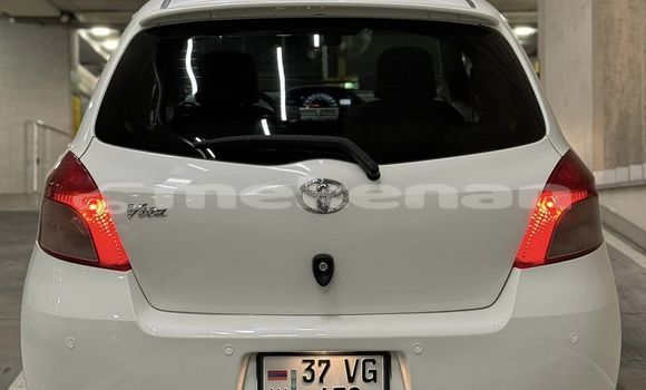 Buy Used Toyota Vitz White Car in Ararat in Ararat Buy Used Toyota Vitz White Car in Ararat in Ararat