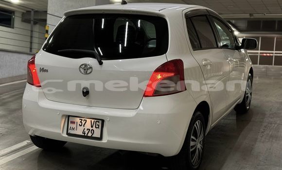 Buy Used Toyota Vitz White Car in Ararat in Ararat Buy Used Toyota Vitz White Car in Ararat in Ararat