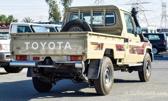 Buy Import Toyota Land Cruiser Beige Car in Import - Dubai in Aragatsotn Buy Import Toyota Land Cruiser Beige Car in Import - Dubai in Aragatsotn