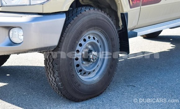 Buy Import Toyota Land Cruiser Beige Car in Import - Dubai in Aragatsotn Buy Import Toyota Land Cruiser Beige Car in Import - Dubai in Aragatsotn
