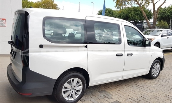 Buy Used Volkswagen Caddy White Car in Yerevan in Yerevan Buy Used Volkswagen Caddy White Car in Yerevan in Yerevan
