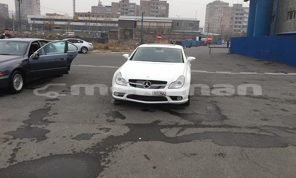 Buy Used Mercedes-Benz CLS-klasse White Car in Yerevan in Yerevan Buy Used Mercedes-Benz CLS-klasse White Car in Yerevan in Yerevan