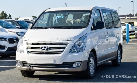 Buy Import Hyundai Chorus White Truck in Import - Dubai in Aragatsotn Buy Import Hyundai Chorus White Truck in Import - Dubai in Aragatsotn