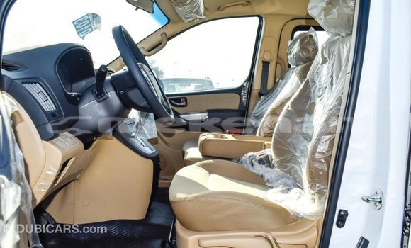 Buy Import Hyundai Chorus White Truck in Import - Dubai in Aragatsotn Buy Import Hyundai Chorus White Truck in Import - Dubai in Aragatsotn