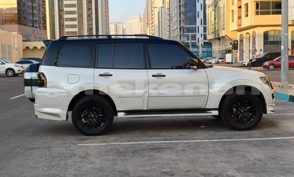 Buy Used Mitsubishi Pajero White Car in Yerevan in Yerevan Buy Used Mitsubishi Pajero White Car in Yerevan in Yerevan