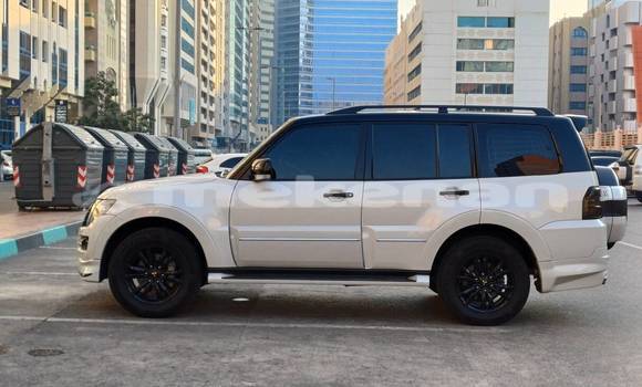 Buy Used Mitsubishi Pajero White Car in Yerevan in Yerevan Buy Used Mitsubishi Pajero White Car in Yerevan in Yerevan