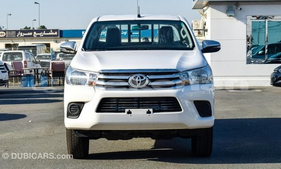 Buy Import Toyota Hilux White Car in Import - Dubai in Aragatsotn Buy Import Toyota Hilux White Car in Import - Dubai in Aragatsotn
