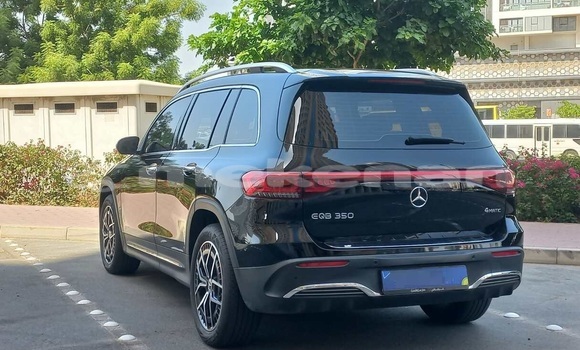 Buy Used Mercedes-Benz E200 Black Car in Yerevan in Yerevan Buy Used Mercedes-Benz E200 Black Car in Yerevan in Yerevan