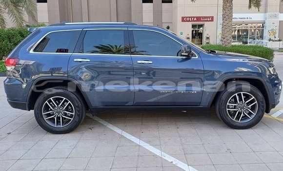 Buy Used Jeep Grand Cherokee Blue Car in Yerevan in Yerevan Buy Used Jeep Grand Cherokee Blue Car in Yerevan in Yerevan