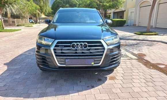 Buy Used Audi Q7 Blue Car in Yerevan in Yerevan Buy Used Audi Q7 Blue Car in Yerevan in Yerevan