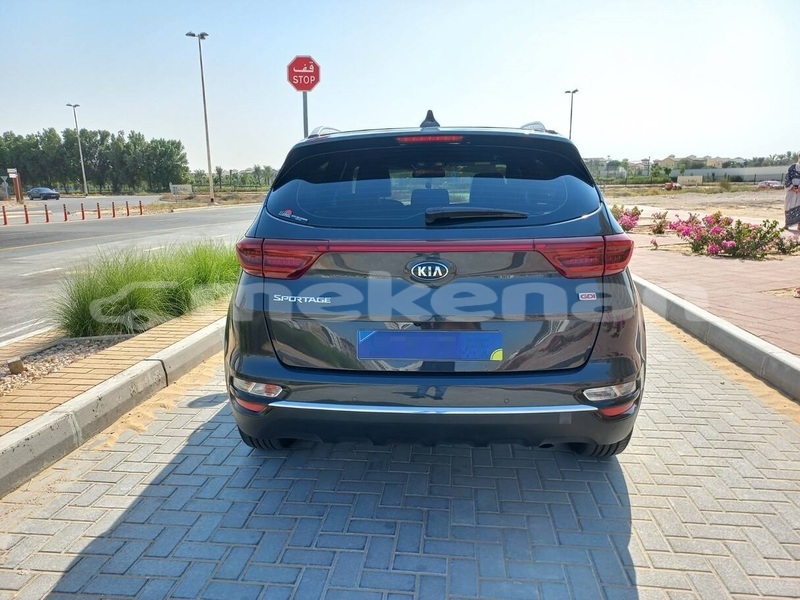 Big with watermark kia sportage lori tashir 5218