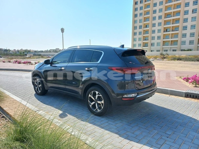 Big with watermark kia sportage lori tashir 5218