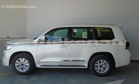 Buy Import Toyota Land Cruiser Other Car in Import - Dubai in Aragatsotn Buy Import Toyota Land Cruiser Other Car in Import - Dubai in Aragatsotn