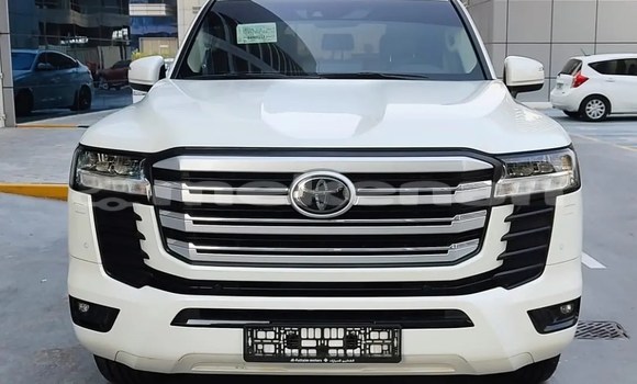 Buy Used Toyota Land Cruiser White Car in Stepanakert in Stepanakert Buy Used Toyota Land Cruiser White Car in Stepanakert in Stepanakert