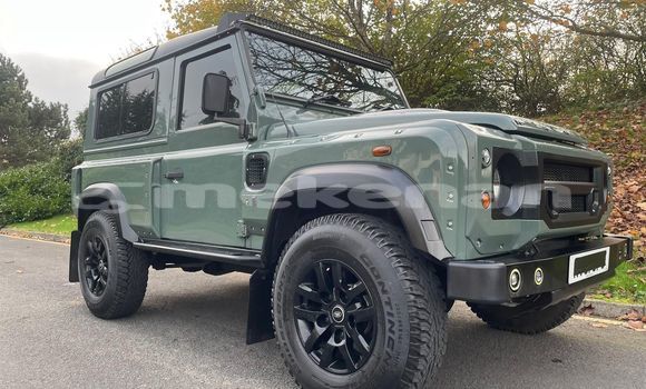 Buy Used Land Rover Defender Green Car in Yerevan in Yerevan Buy Used Land Rover Defender Green Car in Yerevan in Yerevan