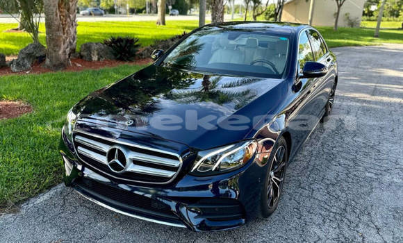 Buy Used Mercedes-Benz E–Class Blue Car in Import - Dubai in Aragatsotn Buy Used Mercedes-Benz E–Class Blue Car in Import - Dubai in Aragatsotn