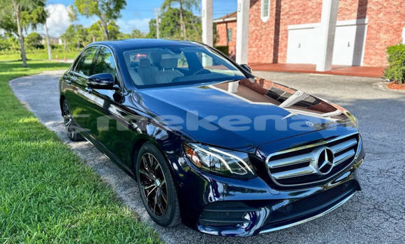 Buy Used Mercedes-Benz E–Class Blue Car in Import - Dubai in Aragatsotn Buy Used Mercedes-Benz E–Class Blue Car in Import - Dubai in Aragatsotn