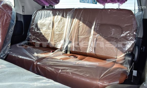 Buy Import Toyota Land Cruiser White Car in Import - Dubai in Aragatsotn Buy Import Toyota Land Cruiser White Car in Import - Dubai in Aragatsotn