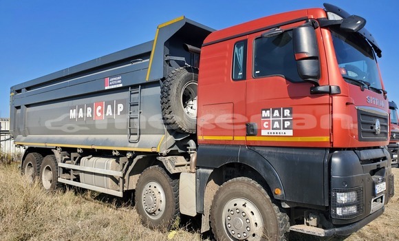 Buy New Hino 300 Series Red Truck in Ijevan in Tavush