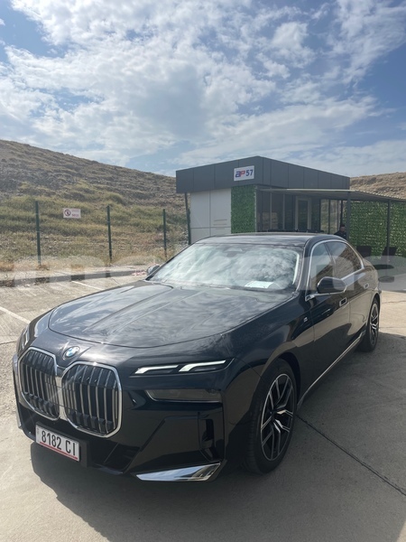Big with watermark bmw 7 series yerevan yerevan 5586