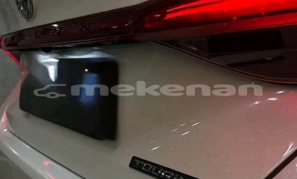 Buy Used Toyota Avalon White Car in Armavir in Armavir Buy Used Toyota Avalon White Car in Armavir in Armavir